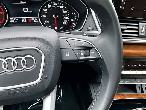 Used 2023 Audi Q5 2.0T Premium w/ Convenience Package AWD/4WD image 12