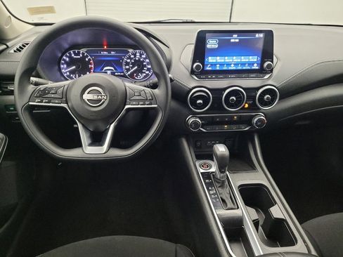 Used 2025 Nissan Sentra SV FWD image 22