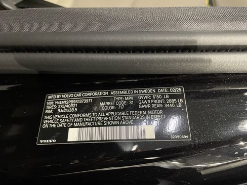 Used 2025 Volvo XC90 B5 Plus image 41