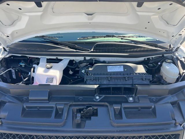 Used 2025 Chevrolet Express 2500 w/ Driver Convenience Package RWD image 24