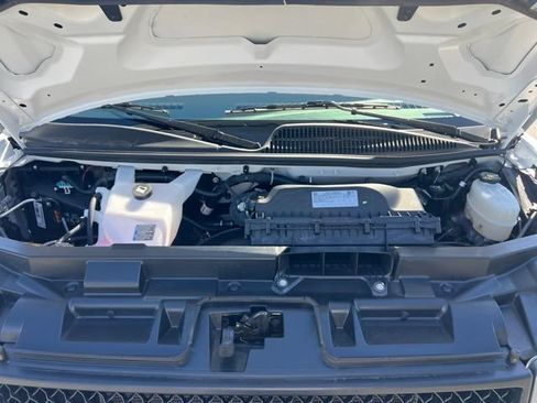 Used 2025 Chevrolet Express 2500 w/ Driver Convenience Package RWD image 24