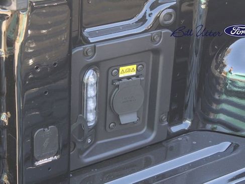 New 2025 Ford Maverick XLT w/ XLT Luxury Package image 7