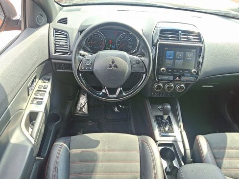 Used 2020 Mitsubishi Outlander Sport GT image 12