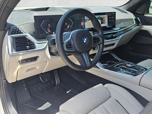 Used 2026 BMW X7 xDrive40i w/ Executive Package AWD/4WD image 10