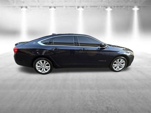 Used 2018 Chevrolet Impala LT w/ Sunroof and Spoiler Package FWD image 3