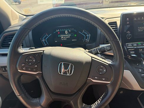 Used 2024 Honda Odyssey EX-L image 34