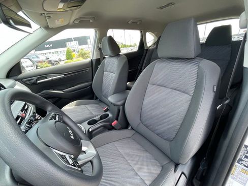 New 2026 Kia Seltos LX FWD image 22
