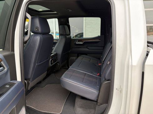 Used 2022 Chevrolet Silverado 1500 High Country w/ Z71 Off-Road Package image 19