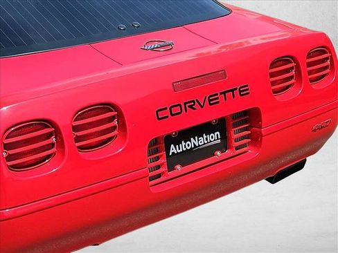 Used 1992 Chevrolet Corvette Coupe RWD image 30
