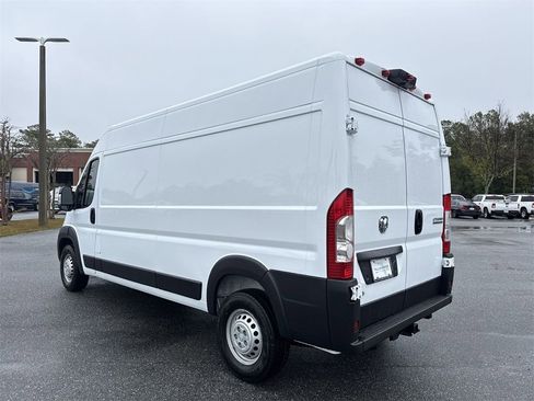 New 2026 RAM ProMaster 2500 w/ Convenience Group image 5