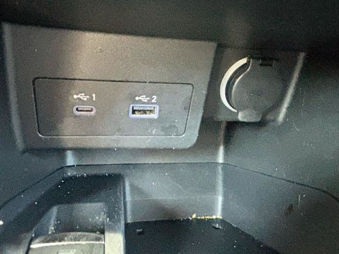 Used 2023 Nissan Kicks SV FWD image 51