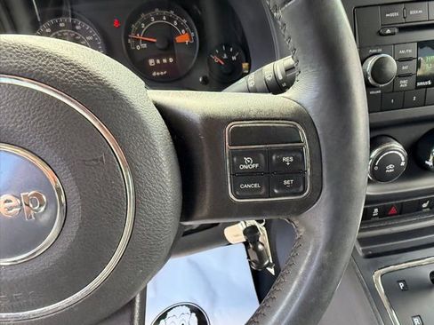 Used 2016 Jeep Patriot Latitude image 20