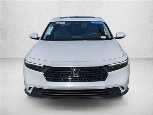 Used 2024 Honda Accord EX image 2