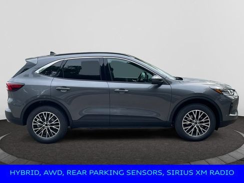 New 2024 Ford Escape SE FWD image 8