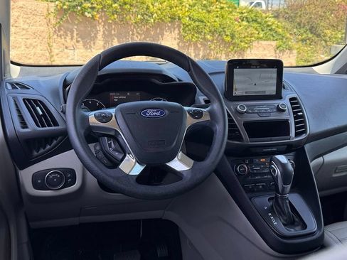 Used 2019 Ford Transit Connect XLT FWD image 27