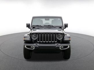 Used 2025 Jeep Wrangler Unlimited Sahara AWD/4WD video 2