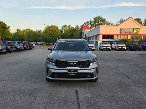 Certified 2023 Kia Sorento EX AWD/4WD image 3