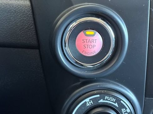 Certified 2024 Nissan Titan SV w/ SV Convenience Package AWD/4WD image 24