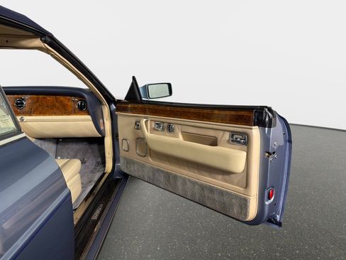 Used 2000 Rolls-Royce Corniche RWD image 22