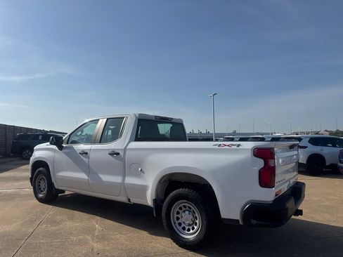 Used 2020 Chevrolet Silverado 1500 W/T w/ Trailering Package AWD/4WD image 13