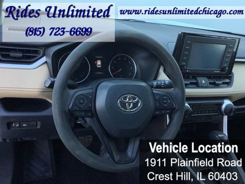 Used 2020 Toyota RAV4 LE image 16
