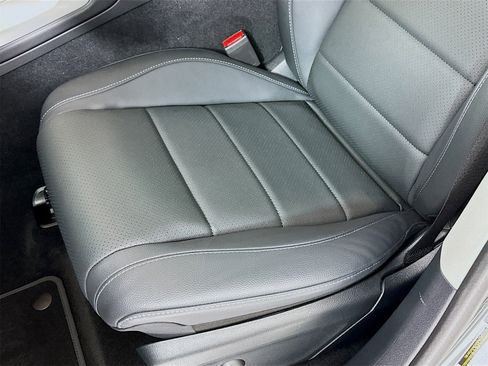 Used 2025 Mercedes-Benz GLE 350 4MATIC image 21