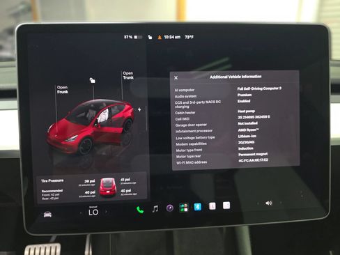 Used 2023 Tesla Model Y Performance AWD/4WD image 24