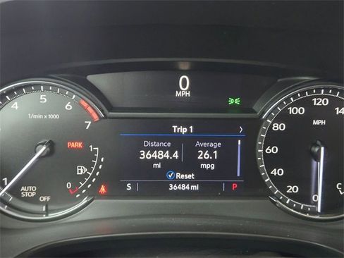 Used 2021 Cadillac XT4 Luxury image 14