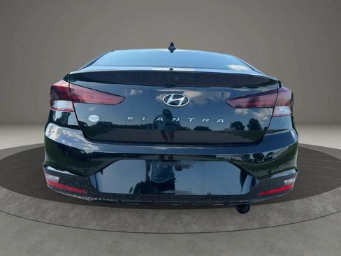 Used 2020 Hyundai Elantra SEL w/ Cargo Package (C1) FWD image 4