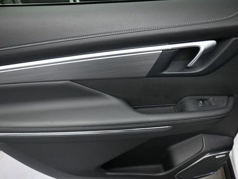 Used 2025 Buick Enclave Preferred image 20