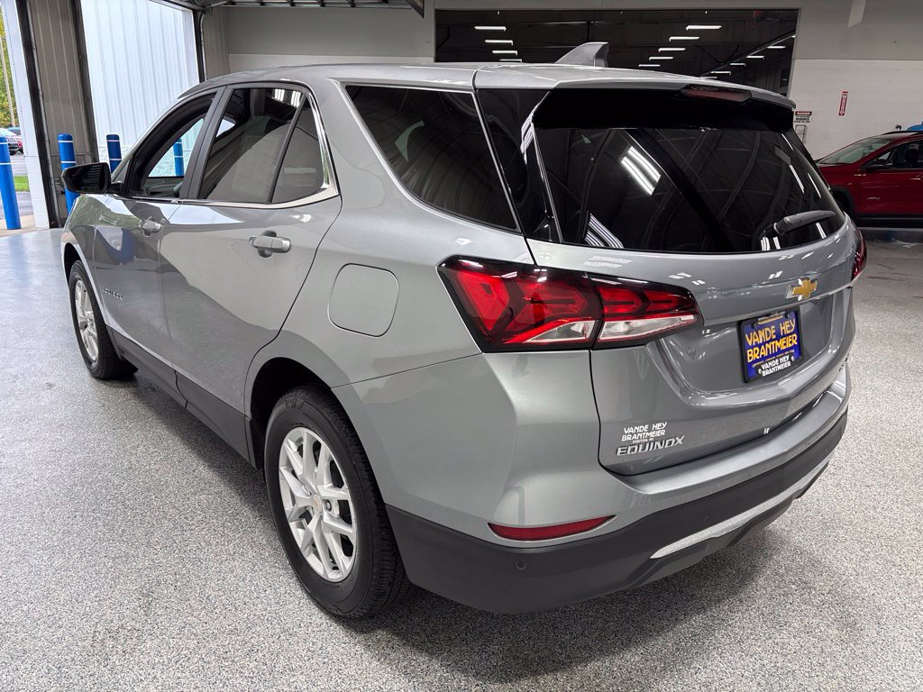 Used 2023 Chevrolet Equinox LT AWD/4WD image 5