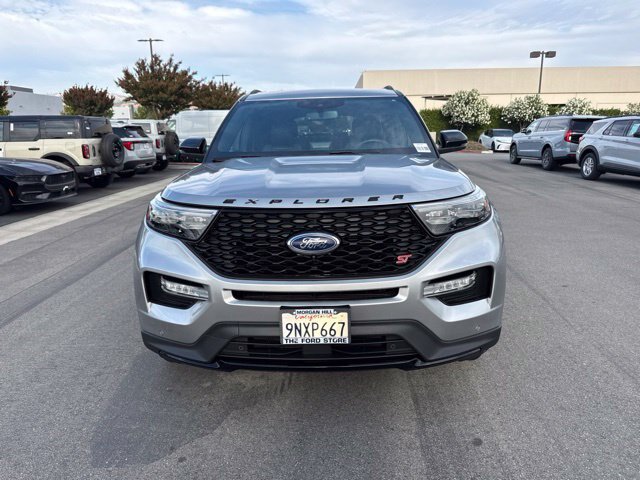 Certified 2024 Ford Explorer ST w/ Equipment Group 401A AWD/4WD image 3
