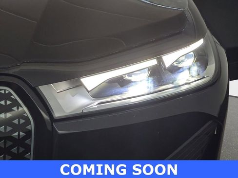 Used 2024 BMW iX xDrive50 w/ Sport Package image 33