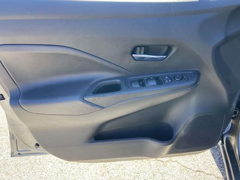 New 2025 Nissan Versa SV w/ Trunk Package image 9