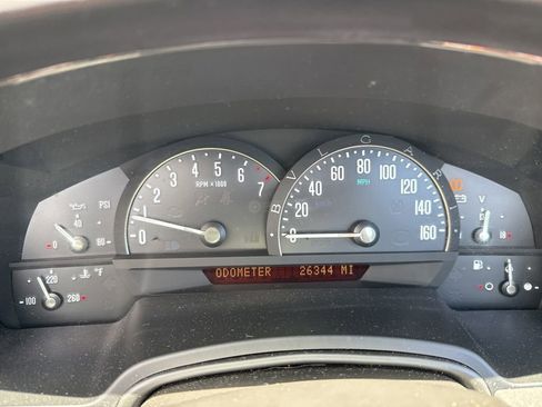 Used 2004 Cadillac XLR RWD image 9