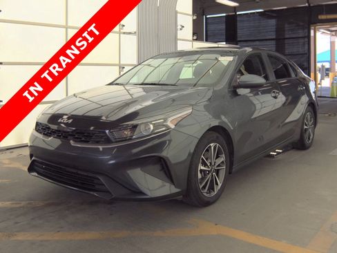 Used 2024 Kia Forte LXS FWD image 1