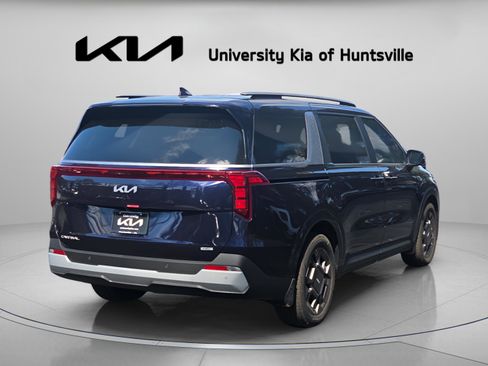 New 2026 Kia Carnival EX FWD image 11