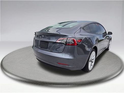 Used 2023 Tesla Model 3 Standard Range RWD image 11