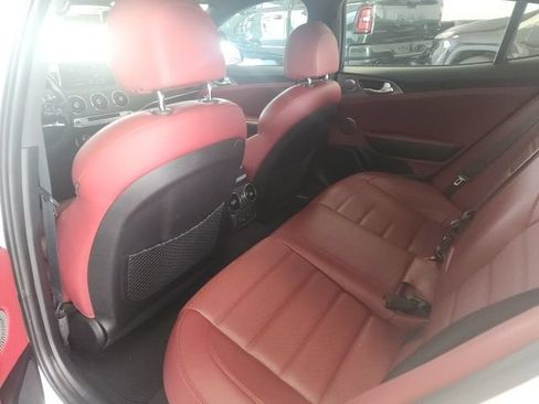 Used 2019 Kia Stinger GT2 AWD/4WD image 10