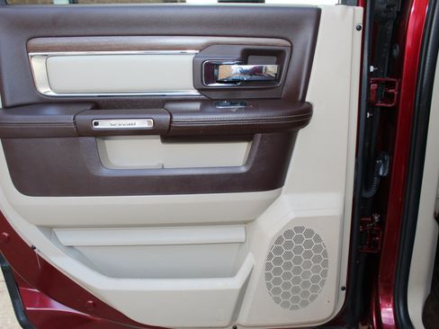 Used 2016 RAM 3500 Laramie image 15