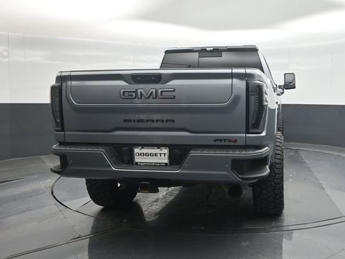 Used 2024 GMC Sierra 2500 AT4 w/ AT4 Premium Plus Package AWD/4WD image 24