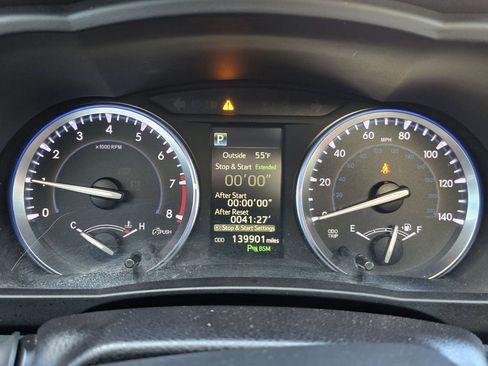 Used 2017 Toyota Highlander Limited image 17