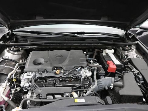 Used 2024 Toyota Camry SE FWD image 23