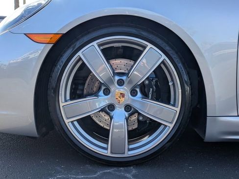 Used 2022 Porsche 718 Cayman GTS RWD image 15