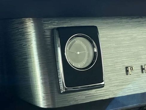 Used 2018 Rolls-Royce Phantom Sedan RWD image 19
