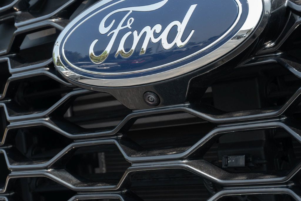 Used 2025 Ford Explorer ST-Line w/ Premium Package RWD image 5