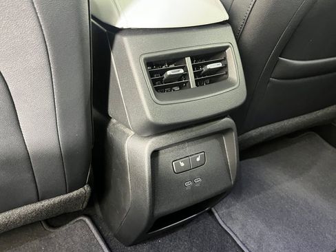 New 2026 Chevrolet Equinox EV LT image 25