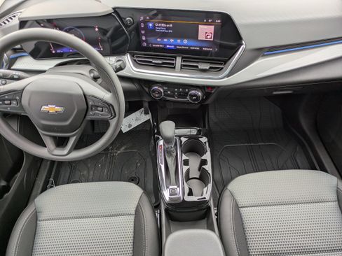 New 2026 Chevrolet Trax LT image 10