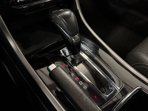 Used 2017 Honda Accord Sport image 20