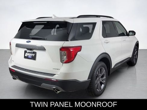Used 2023 Ford Explorer XLT w/ Equipment Group 202A image 3